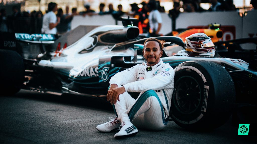 Efsane F1 pilotu Hamilton, uzun bir nazlanma süreci sonrasında Mercedes Amg ile kontratını yeniledi! 6