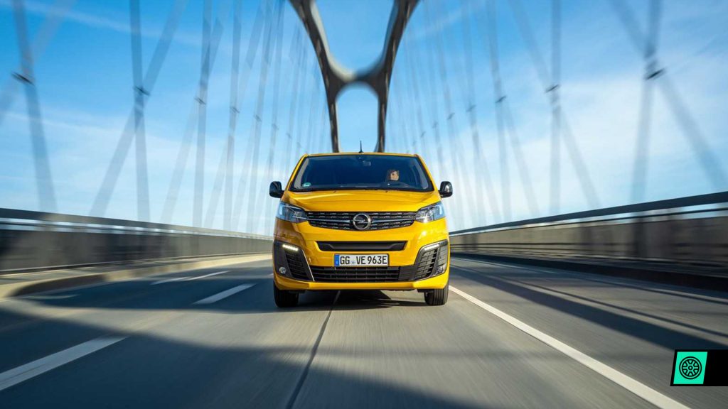 Bir ton yük çekme kapasiteli elektrikli ticari: Opel Vivaro-e 1