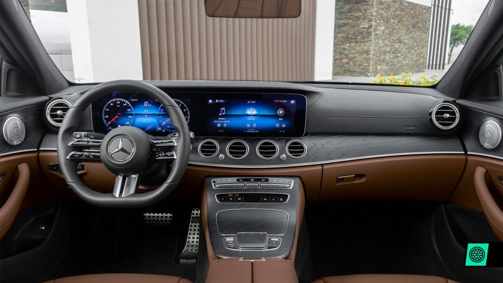 2021 Mercedes-Benz E Serisi iç mekanı