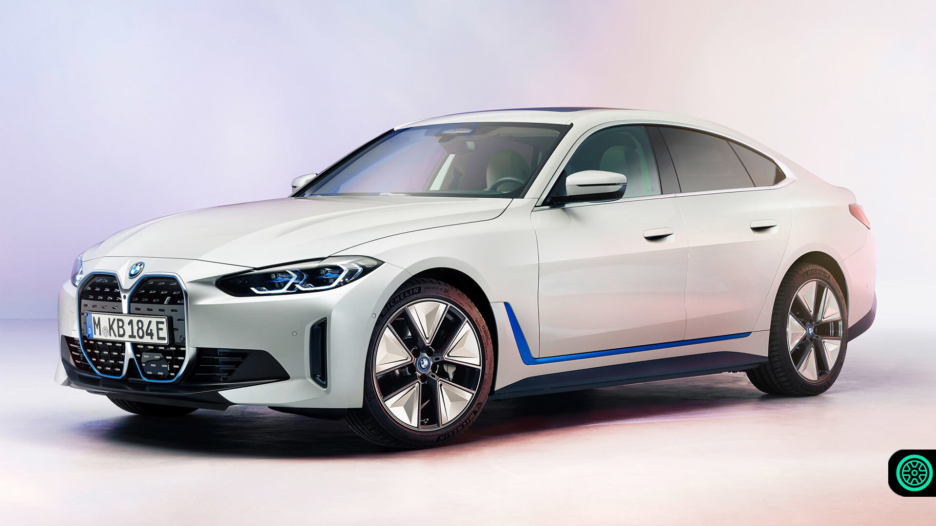 2021 BMW i4 modeli M Sport görünümü ile ortaya çıktı 1