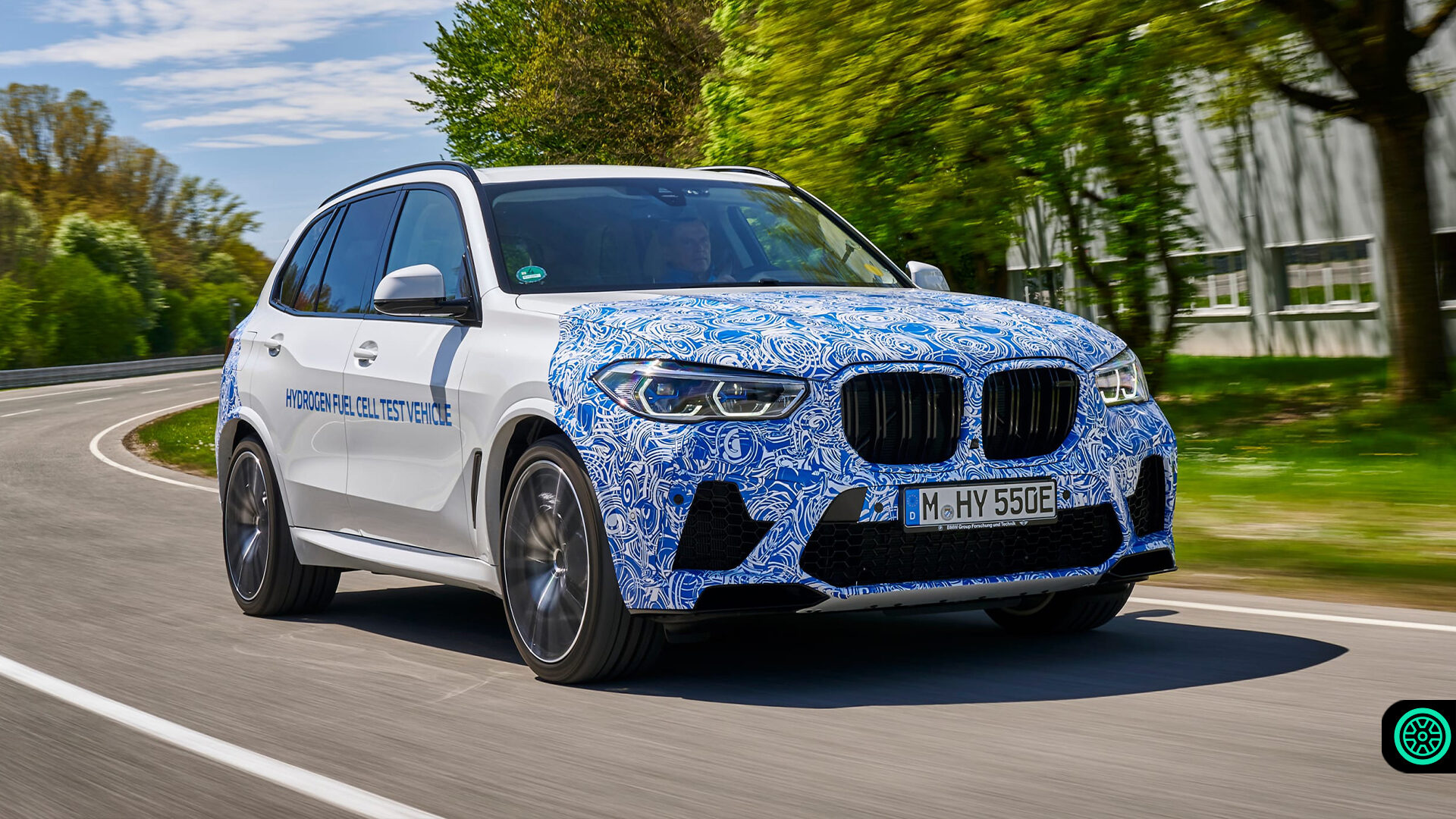 Yeni 2022 BMW iX5 Hydrogen, Münih Otomobil Fuarı öncesinde tanıtıldı 8
