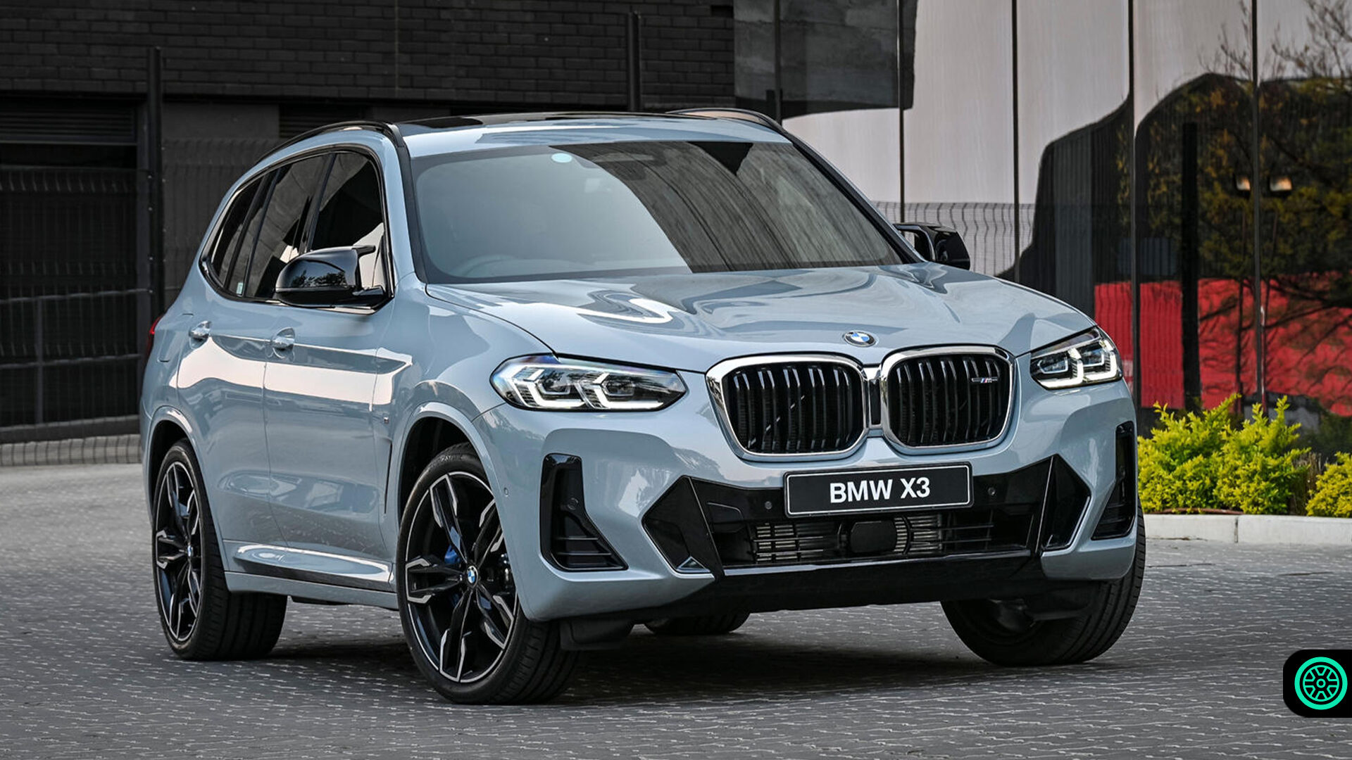 2022 BMW X3 M40i modelinin ilk resmi görüntüleri bizlerle 1