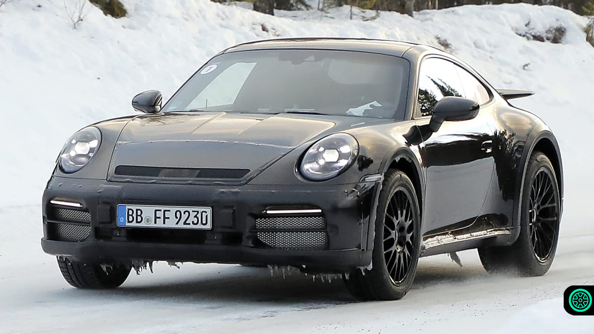 Yeni Porsche 911 'Safari' kameralara yakalandı 1