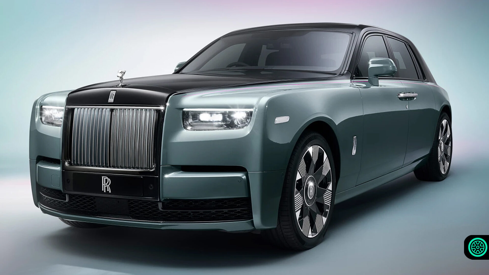 Lüks sedan 2022 Rolls-Royce Phantom Series II gösterildi 1